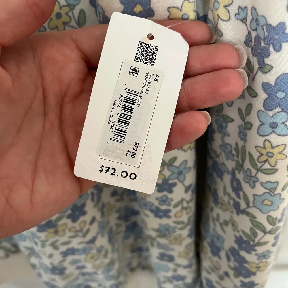 NEW Altar’d State Floral Sweatshirt Size XL NWT - Picture 5 of 6